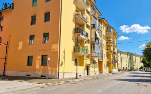 Bilocale ristrutturato e arredato