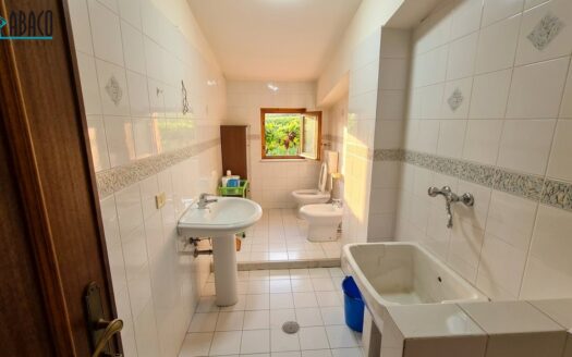 Stanze arredate in villa