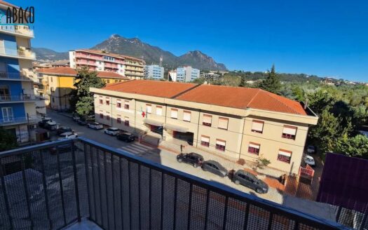 Quadrilocale in Affitto – Zona Centralissima